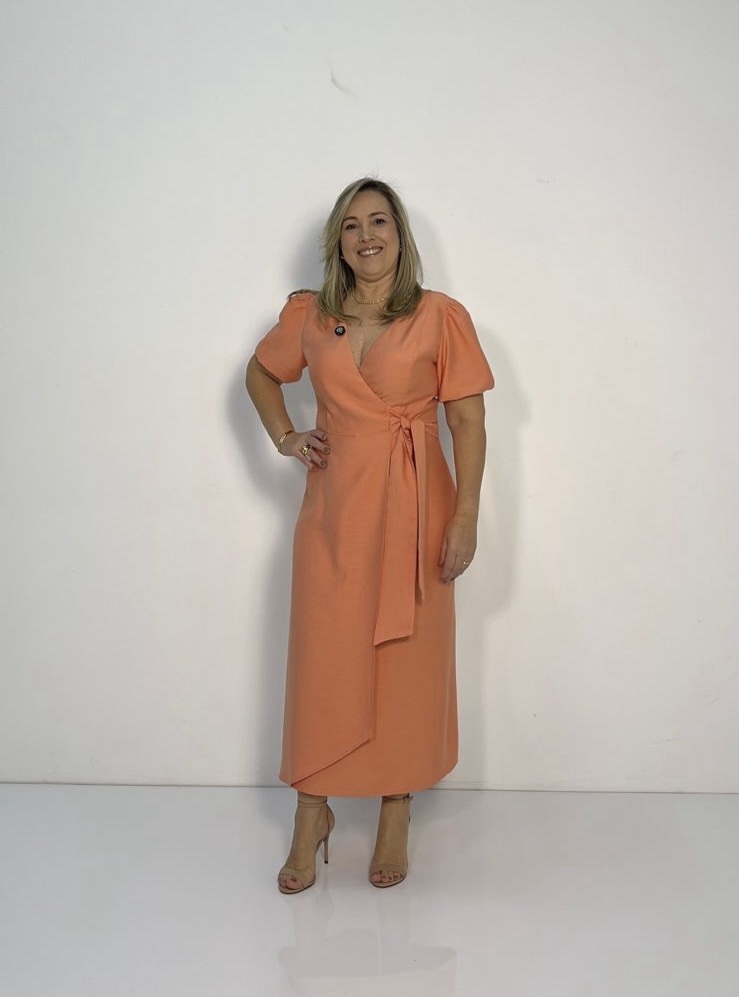 Vestido Midi Salmão com Decote V