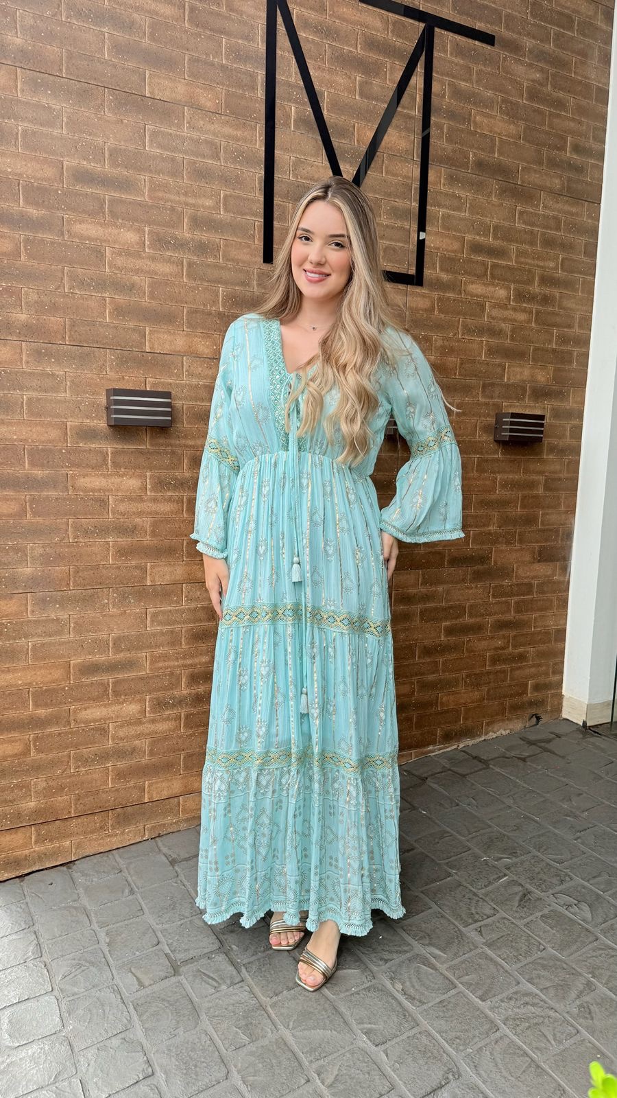 Vestido Longo Bordado - Imagem 2