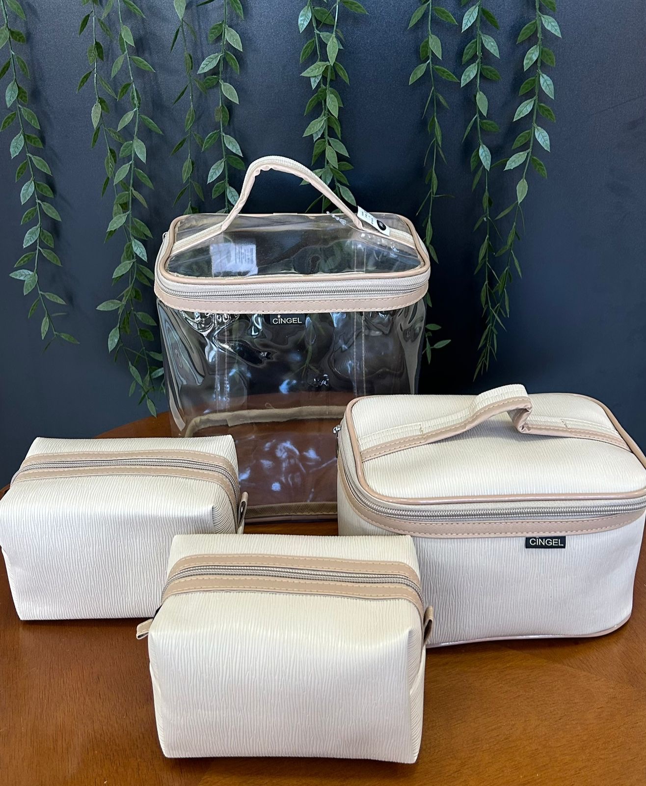 Kit Necessaires 4 Peças