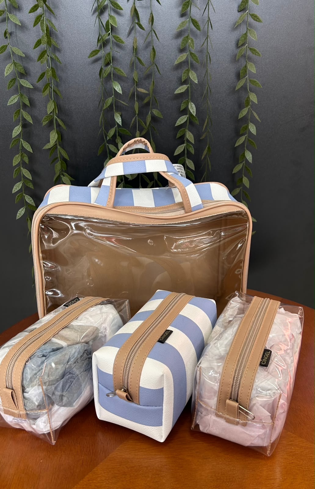 Kit Necessaires 4 Peças